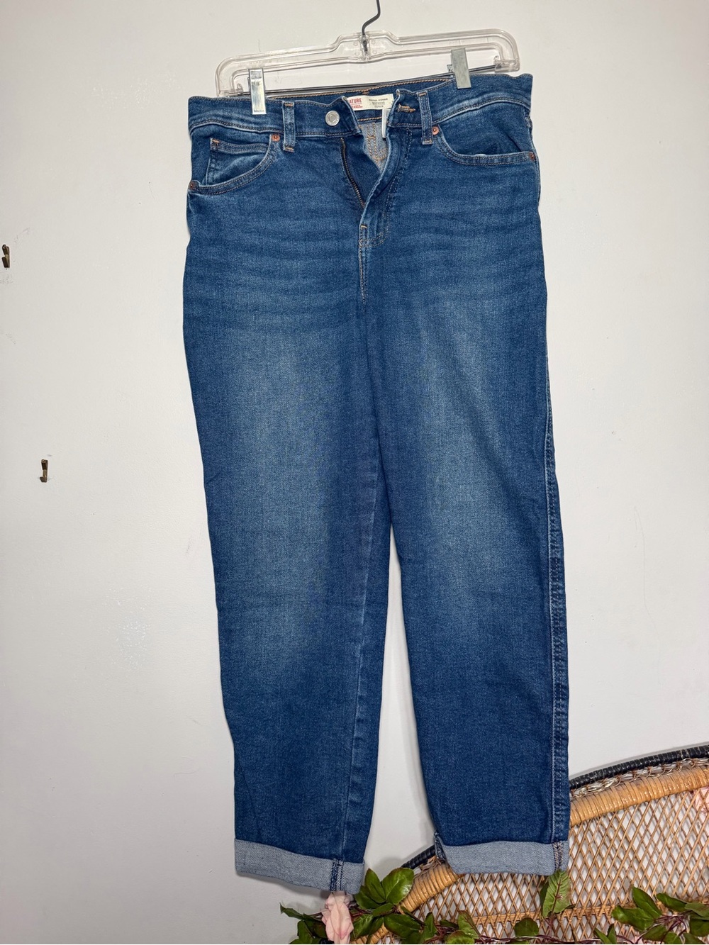 Signature by Levi Strauss Boyfriend Jeans in Medium Blue
